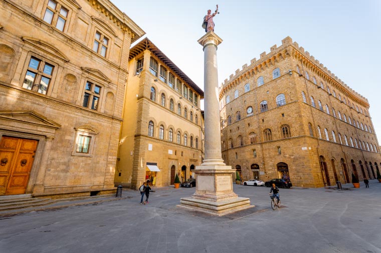 Piazza Santa Trinita di Firenze